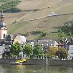 Winzerhaus Zell-mosel 招待所