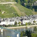 Winzerhaus Zell-mosel 招待所 摩泽尔河畔的泽尔
