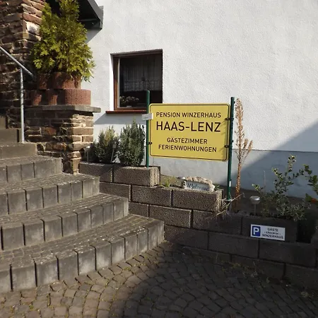 Winzerhaus Zell-mosel Gasthof 3*