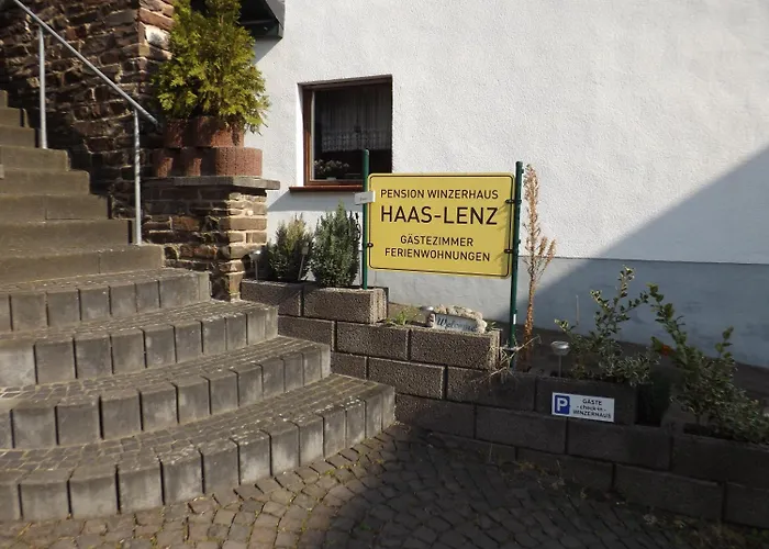 Winzerhaus Zell-mosel Gasthof 3*