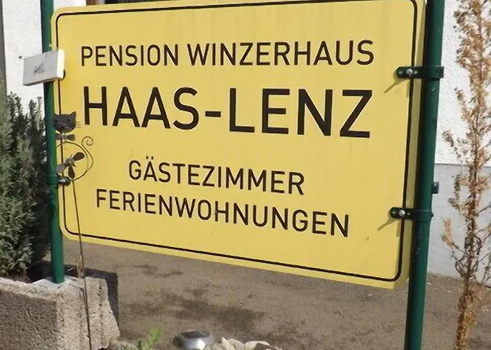 Winzerhaus Zell-mosel Gasthof 3*